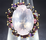Серебряное кольцо с розовым кварцем, родолитами и аметистами
