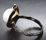 Серебряное кольцо с жемчужиной и мозамбикским гранатом Серебро 925