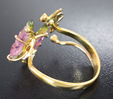 Золотое кольцо с резными полихромными турмалинами 2,34 карата, розовыми сапфирами и диопсидами Золото