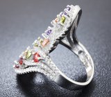 Праздничное серебряное кольцо с разноцветным кубиком циркония