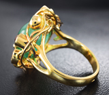 Золотое массивное кольцо с кабошоном уральского изумруда 10,15 карата, ограненными изумрудами, морганитами и оранжевыми сапфирами Золото