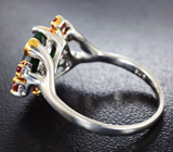 Серебряное кольцо с ограненным черным опалом, цаворитом и сапфирами Серебро 925