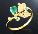 Золотое кольцо с яркими уральскими изумрудами 0,63 карата и бриллиантами Золото