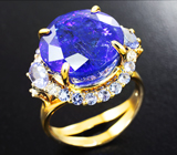 Золотое кольцо крупным танзанитом цвета кашмирского сапфира 14,98 карата и бриллиантами Золото