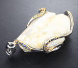 Серебряный кулон с халцедоном в раковине 44,65 карата и синими сапфирами Серебро 925