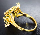Золотое кольцо c ярким сфеном 4,8 карата и бриллиантами Золото