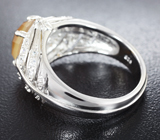 Серебряное кольцо с ограненным желтым опалом