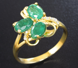 Золотое кольцо с насыщенными уральскими изумрудами 1,4 карата и бриллиантами Золото