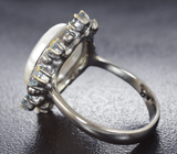 Серебряное кольцо с жемчужиной барокко 8,11 карата и аквамаринами Серебро 925