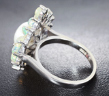 Великолепное серебряное кольцо с жемчужиной и кристаллическими эфиопскими опалами Серебро 925