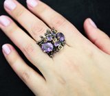 Серебряное кольцо с аметистами и пиропами гранатами