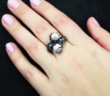 Серебряное кольцо с жемчугом и голубыми топазами Серебро 925