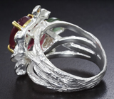 Серебряное кольцо с рубином 6,6 карата и резными турмалинами Серебро 925