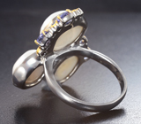 Серебряное кольцо с жемчугом барокко 17,77 карата, танзанитами и синими сапфирами Серебро 925