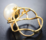 Золотое кольцо с крупной морской жемчужиной 12,74 карата и красными сапфирами Золото