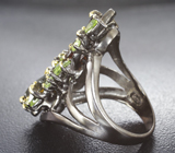Серебряное кольцо с разноцветными резными турмалинами и перидотами Серебро 925