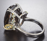 Серебряное кольцо с дымчатым кварцем 19,25 карата и зелеными сафирами Серебро 925