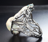 Серебряное кольцо с жемчужиной барокко 60,25 карата, топазами, голубыми сапфирами и танзанитом Серебро 925