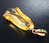Золотой кулон с крупным резным цитрином 32,23 карата и цаворитами Золото