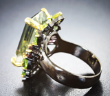 Серебряное кольцо с зеленым аметистом 18+ карат,перидотами и рубеллитами Серебро 925