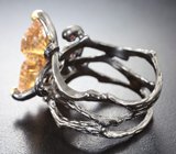 Серебряное кольцо с резным цитрином 9+ карат и родолитами