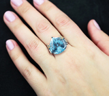 Серебряное кольцо с голубым топазом 22,5 карата и синими сапфирами Серебро 925