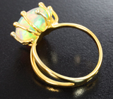 Золотое кольцо с ярким кристаллическим эфиопским опалом 4,1 карата Золото