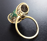 Золотое кольцо с крупным прозрачным кристаллом уральского изумруда в породе 19,4 карата Золото