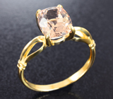 Золотое кольцо с морганитом 2,67 карата Золото