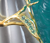 Массивное золотое кольцо с эксклюзивным резным амазонитом 74,39 карата, аквамаринами и уральскими изумрудами Золото