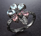 Серебряное кольцо с голубыми топазами, розовыми турмалинами и родолитами