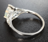 Прелестное серебряное кольцо с прозрачным ограненным эфиопским опалом  Серебро 925
