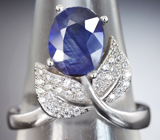 Прелестное серебряное кольцо с синим сапфиром