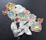 Серебряное кольцо с кристаллическим эфиопским опалом и розовыми турмалинами