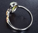 Серебряное кольцо с кристаллическим эфиопским опалом 1,34 карата и оранжевыми сапфирами