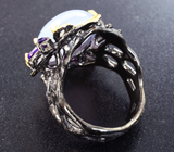 Серебряное кольцо с халцедоном 15+ карат и аметистами