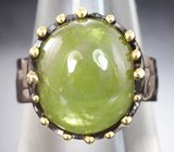 Серебряное кольцо c зеленым сфеном Серебро 925