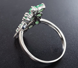 Изысканное серебряное кольцо с изумрудами Серебро 925