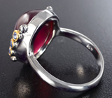 Серебряное кольцо с рубином 19,61 карата и васильковыми сапфирами Серебро 925