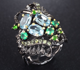Серебряное кольцо с голубыми топазами, хризопразом, диопсидами и перидотами Серебро 925