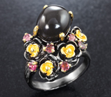 Серебряное кольцо с кристаллическим черным опалом и розовыми турмалинами
