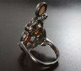 Серебряное кольцо с кристаллическими эфиопскими опалами, разноцветными турмалинами и бесцветным топазом