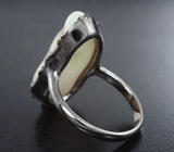 Серебряное кольцо с кристаллическим эфиопским опалом 10,77 карата и разноцветными сапфирами Серебро 925