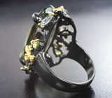 Серебряное кольцо с зеленым аметистом 28+ карат, голубыми топазами и перидотами Серебро 925