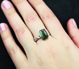 Серебряное кольцо с зеленым турмалином 3,93 карата и васильковым сапфиром Серебро 925