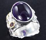 Серебряное кольцо со сливовым аметистом и альмандинами гранатами