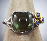 Серебряное кольцо с зеленым турмалином 5,24 карата и голубыми сапфирами Серебро 925