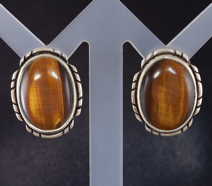 Серебряные серьги с тигровым глазом