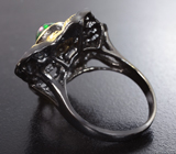 Серебряное кольцо с кристаллическим черным опалом и диопсидами Серебро 925