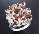 Серебряное кольцо с ограненными оранжевыми опалами и альмандинами гранатами Серебро 925